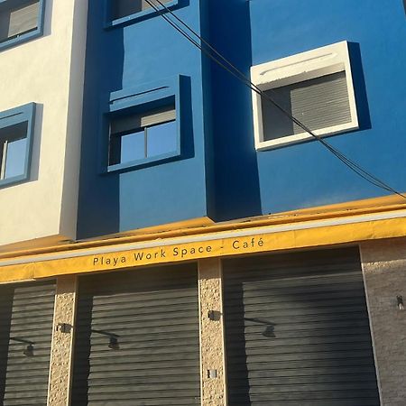 Playa Surf House Hostel Tamraght Bagian luar foto