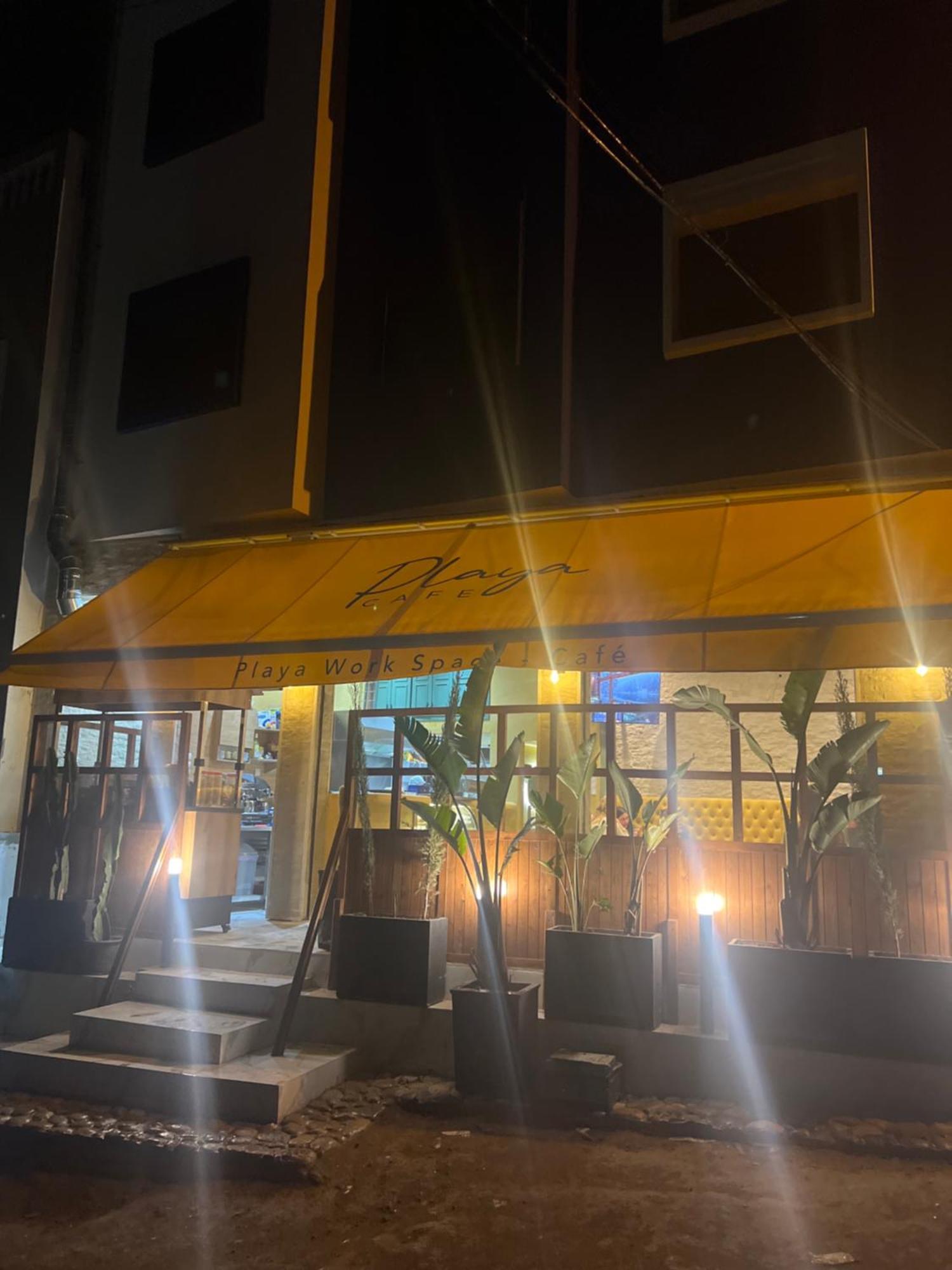 Playa Surf House Hostel Tamraght Bagian luar foto